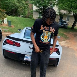 Meet your Posher, Justin